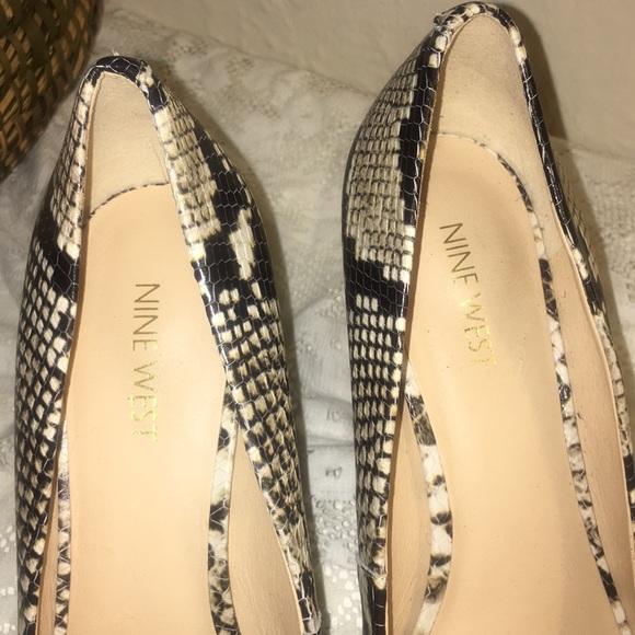 snakeskin pumps nine west